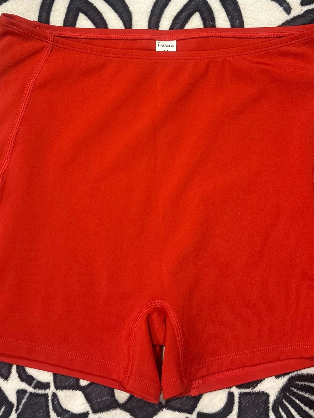 HALARA High Waisted Red Athletic Women’s Shorts With Pockets M